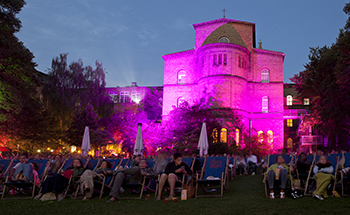 Freiluftkino Kreuzberg Bethanien Pink
